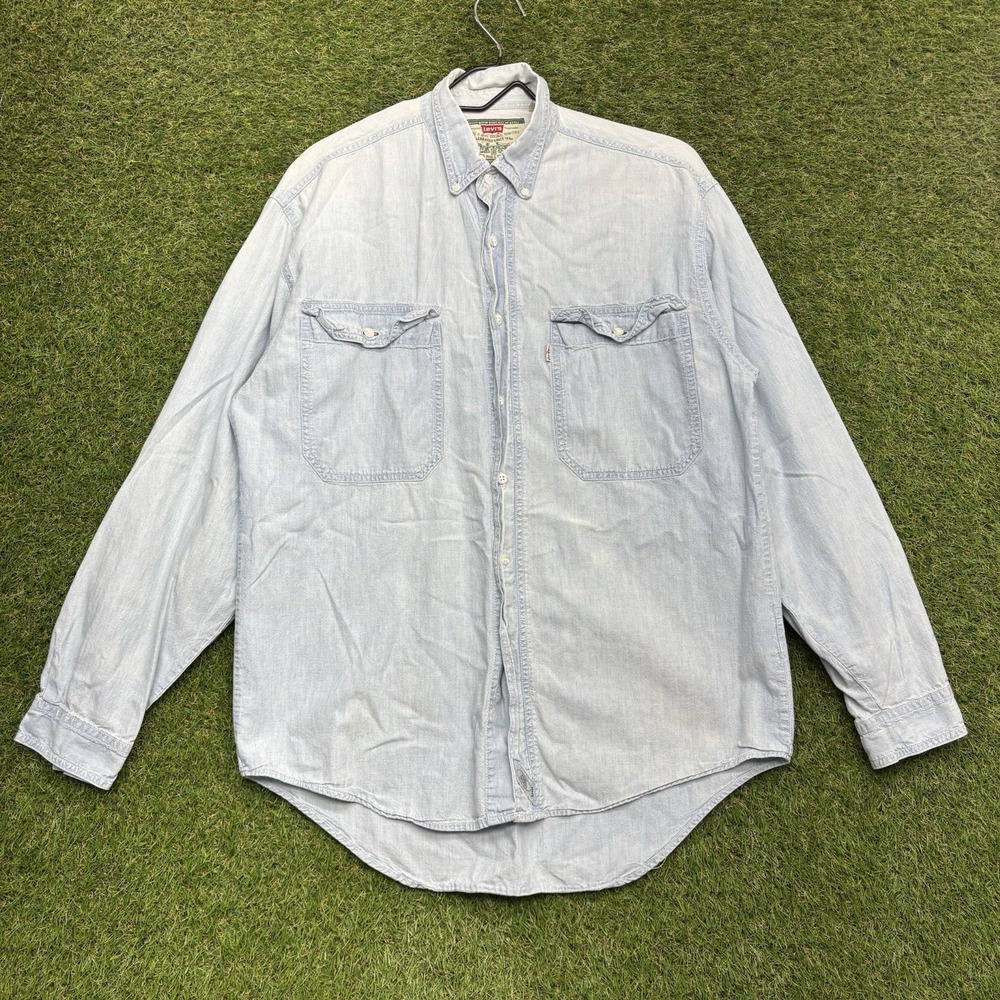Levis Button Up Shirt Mens Medium Blue Chambray Long Sleeve Casual Top